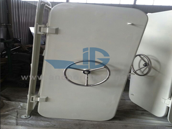 ประตู Weathertight ของ Marine Aluminium พร้อม Central Handwheel